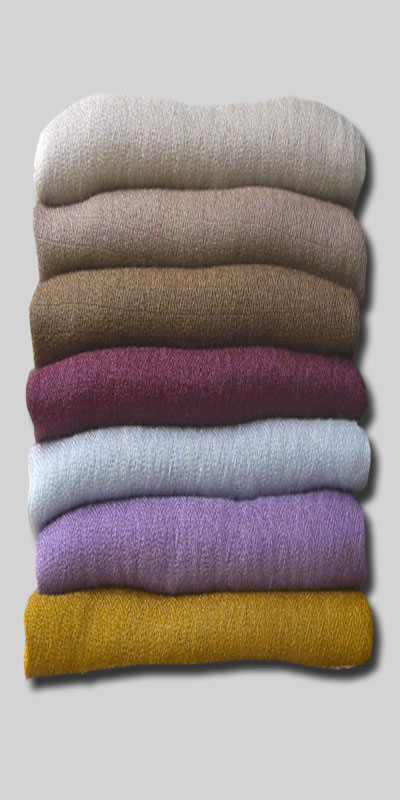 Einfarbiger Schal aus Kaschmir und Seide In vielen Farben für Ihr Outfit.